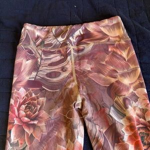 Yoga pant capri, size M